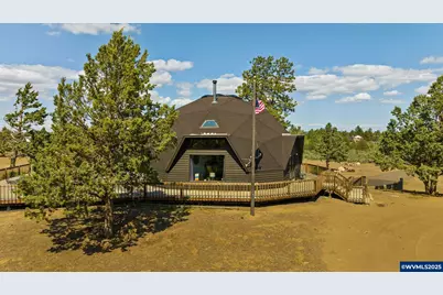17450 Star Thistle Ln, Bend, OR 97703 - Photo 2
