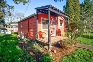 488 B St, Independence, OR 97351 - Photo 36