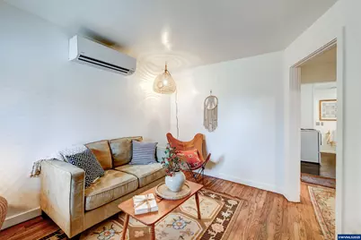 488 B St, Independence, OR 97351 - Photo 4