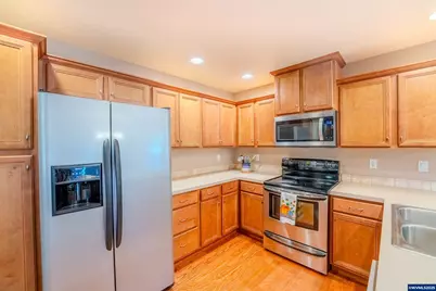 2514 Baines Bl, Hubbard, OR 97032 - Photo 12