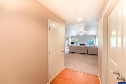 2514 Baines Bl, Hubbard, OR 97032 - Photo 4