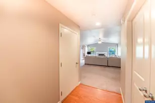 2514 Baines Bl, Hubbard, OR 97032 - Photo 4