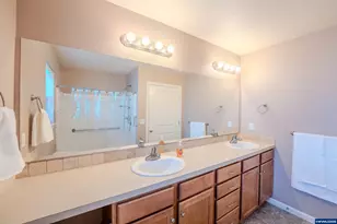 2514 Baines Bl, Hubbard, OR 97032 - Photo 28