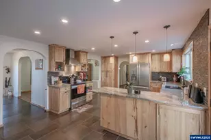 330 Patricia Dr, Gladstone, OR 97027 - Photo 18