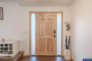 330 Patricia Dr, Gladstone, OR 97027 - Photo 8