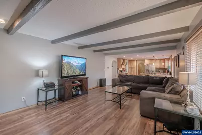 330 Patricia Dr, Gladstone, OR 97027 - Photo 28