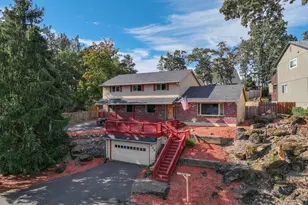 330 Patricia Dr, Gladstone, OR 97027 - Photo 4