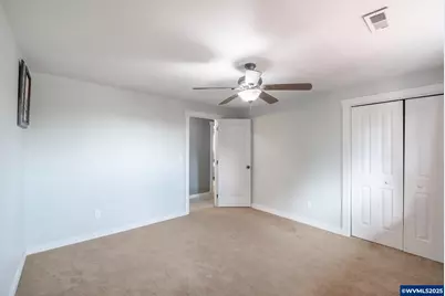 330 Patricia Dr, Gladstone, OR 97027 - Photo 38