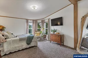 300 SE Lacreole Dr, Dallas, OR 97338 - Photo 26