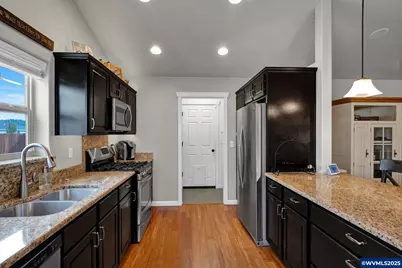 5088 NE North Park Ct, Albany, OR 97321 - Photo 16