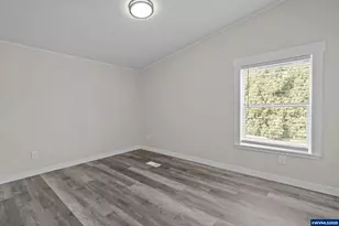 1074 Rodan Ave SE, Salem, OR 97306 - Photo 18