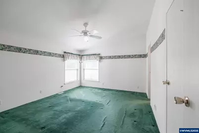 430 Oakdale Ct, Jefferson, OR 97352 - Photo 26
