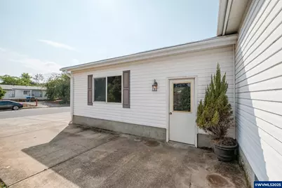 430 Oakdale Ct, Jefferson, OR 97352 - Photo 38