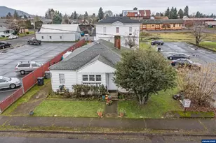 760 S Second St, Lebanon, OR 97355 - Photo 10