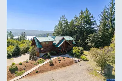 330 S Bay Rd, Toledo, OR 97391 - Photo 2