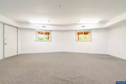 330 S Bay Rd, Toledo, OR 97391 - Photo 28