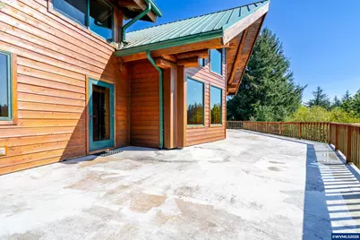 330 S Bay Rd, Toledo, OR 97391 - Photo 34