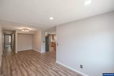 29380 Speasl Rd, Lebanon, OR 97355 - Photo 8