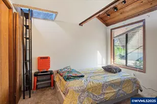 732 Harmony St, Lebanon, OR 97355 - Photo 32