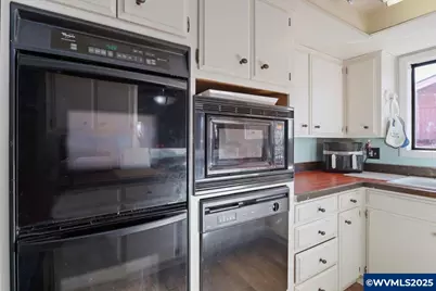 732 Harmony St, Lebanon, OR 97355 - Photo 16