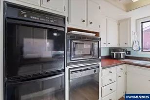 732 Harmony St, Lebanon, OR 97355 - Photo 16