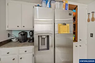 732 Harmony St, Lebanon, OR 97355 - Photo 18