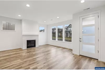 662 Magnolia Av, Woodburn, OR 97071 - Photo 40