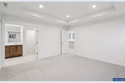 662 Magnolia Av, Woodburn, OR 97071 - Photo 4