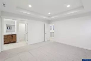 662 Magnolia Ave, Woodburn, OR 97071 - Photo 4