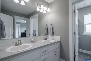 1627 Trent Ave N, Keizer, OR 97303 - Photo 38