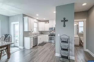 1627 Trent Ave N, Keizer, OR 97303 - Photo 18