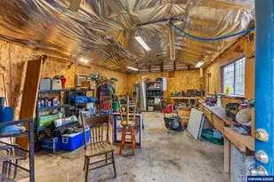 633 SE Ash St, Dallas, OR 97338 - Photo 34