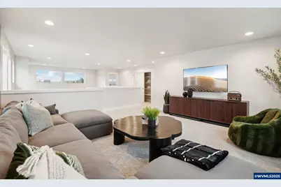 708 Magnolia Av, Woodburn, OR 97071 - Photo 8