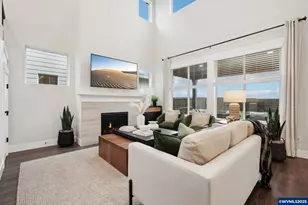 708 Magnolia Ave, Woodburn, OR 97071 - Photo 28