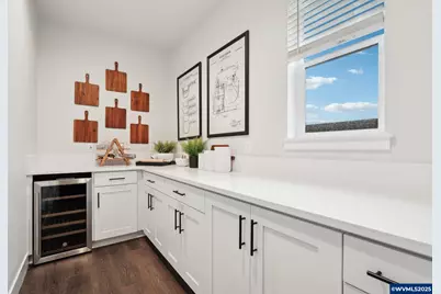 708 Magnolia Av, Woodburn, OR 97071 - Photo 42