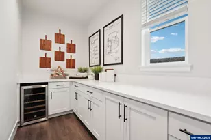 708 Magnolia Ave, Woodburn, OR 97071 - Photo 42