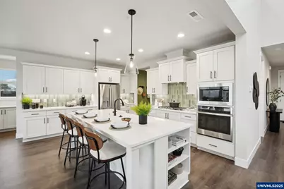 708 Magnolia Av, Woodburn, OR 97071 - Photo 36