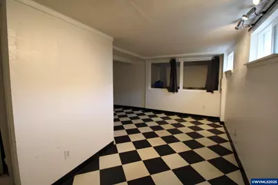 2490 E Nob Hill St SE, Salem, OR 97302 - Photo 38