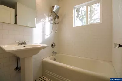2490 E Nob Hill St SE, Salem, OR 97302 - Photo 24