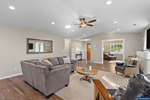 162 Muirfield Ave SE, Salem, OR 97306 - Photo 10
