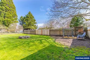 212 Picture St, Independence, OR 97351 - Photo 30