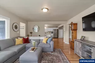 212 Picture St, Independence, OR 97351 - Photo 10