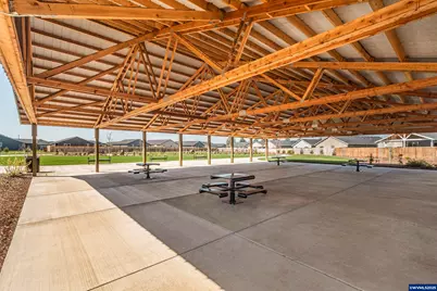 638 Merriott Ln, Woodburn, OR 97071 - Photo 18