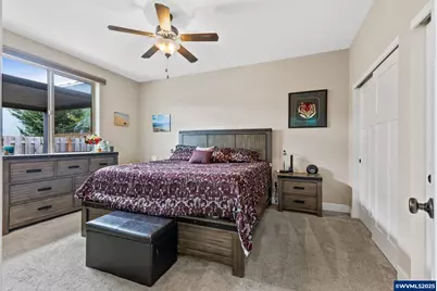 1202 Albatross Ct, Sweet Home, OR 97386 - Photo 16