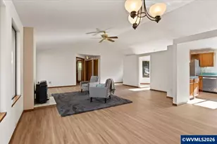 1221 36th Ave SW, Albany, OR 97321 - Photo 10