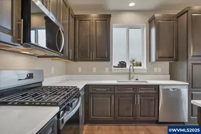 1115 SW Valsetz Av, Dallas, OR 97338 - Photo 2