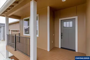 1127 SW Valsetz Av, Dallas, OR 97338 - Photo 2