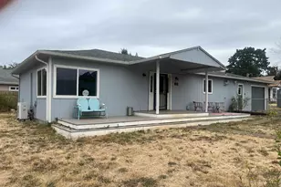 373 SW Church St, Dallas, OR 97338 - Photo 2