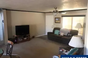 300 SE Lacreole Dr, Dallas, OR 97338 - Photo 6