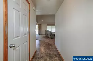 1451 Ryan Dr, Silverton, OR 97381 - Photo 8